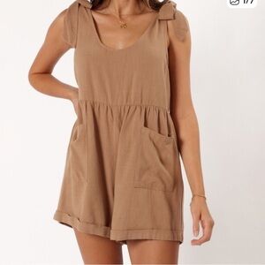 Petal & Pup|| Lindy Linen Romper|| Mocha || Large